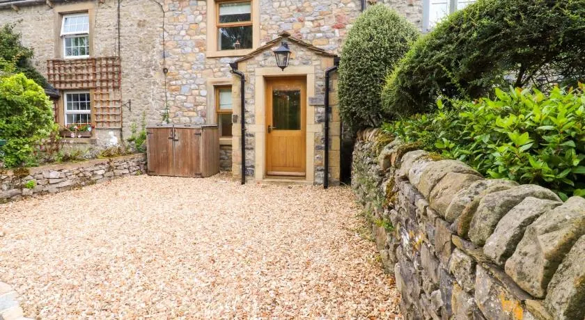 Welly Bob Cottage - Image 1