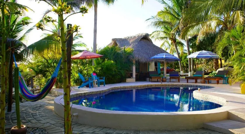 OCEAN OASIS HOTEL - adult only, four casitas boutique resort - Image 1