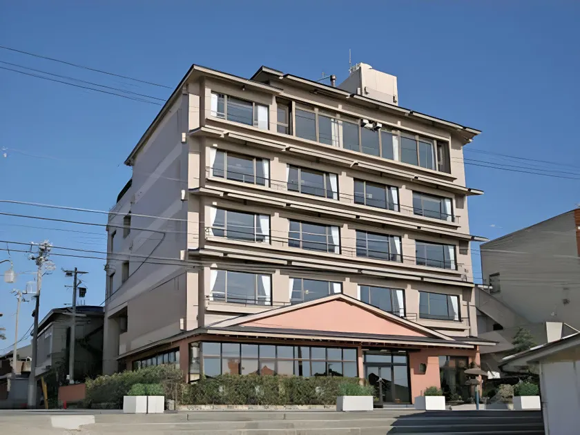 Ryokan Ichizu - Image 1