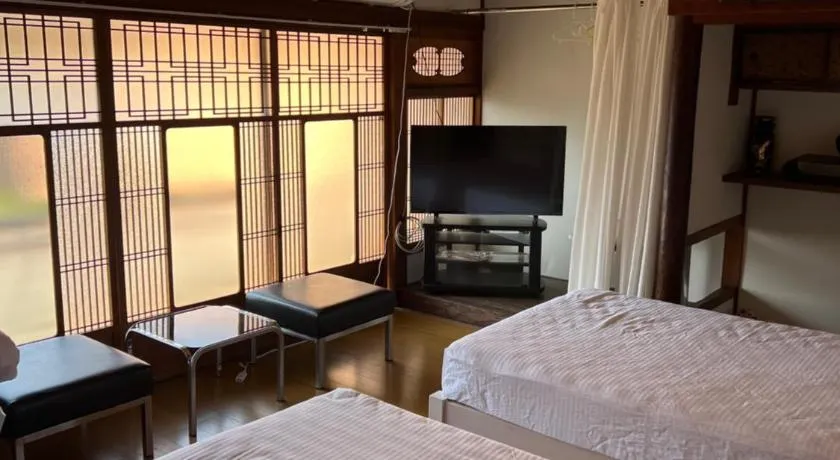 Hashimoto no Kaori - Image 1