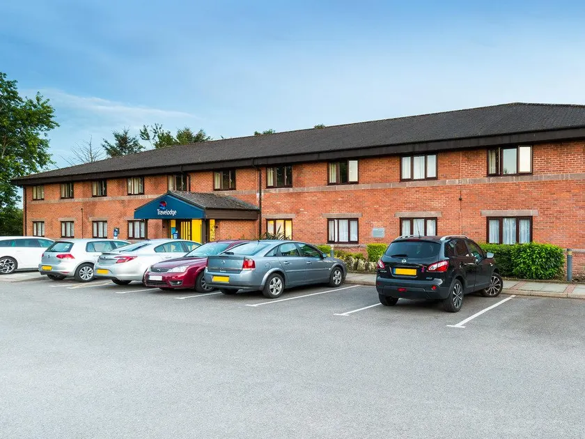Travelodge Dumfries - Image 1