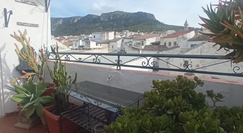 Hostal R-Conecta - Image 1