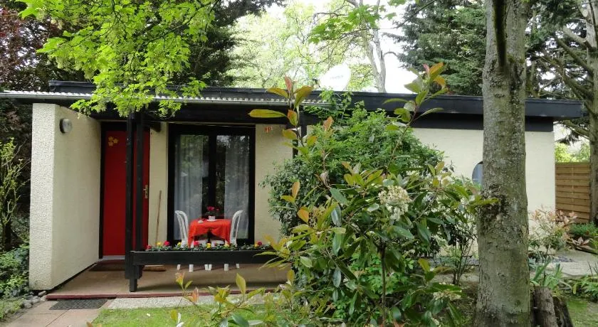 Garden Studio Chantilly - Image 1