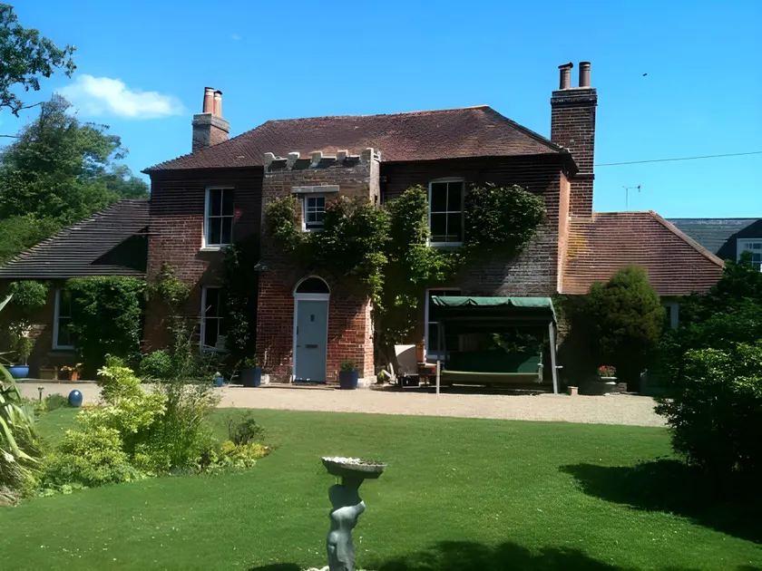 Hunston Mill Self Catering Dog Stay For Free - Image 1
