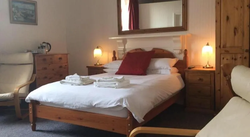Cavell House Bed and Breakfast - Image 1