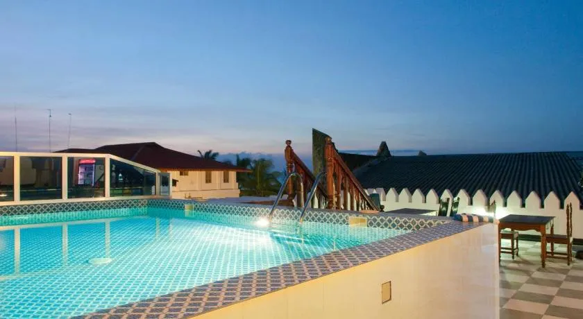 Forodhani Park Hotel - Image 1