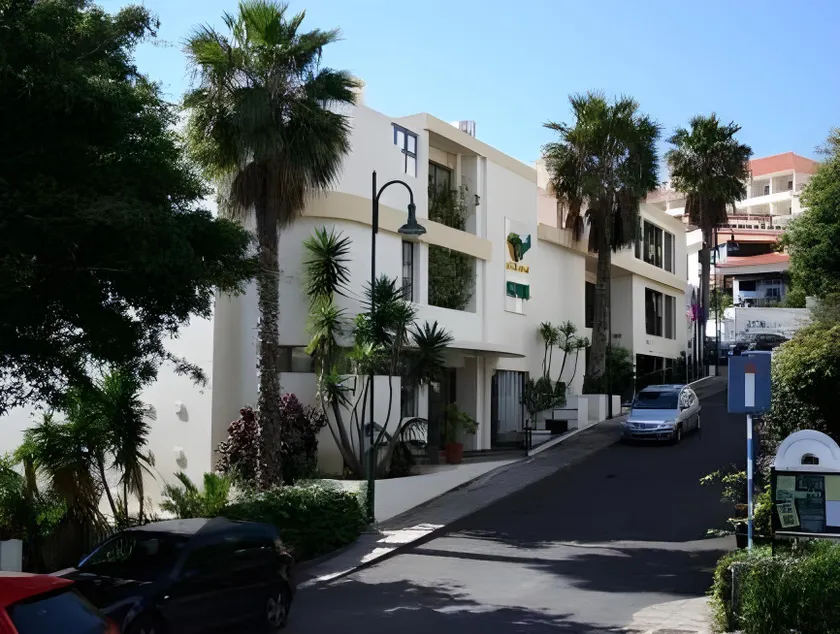 Hotel Cais da Oliveira - Image 1