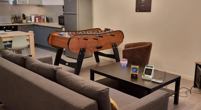 Maison climatisée " Pac-Man" entre collègues, amis, famille - barbecue - Netflix - Prime - Baby foot 50cts - jusqu'à 9 personnes - - Image 1