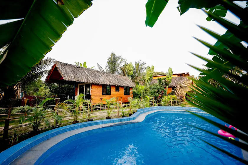 The Lazy Cabanas - Image 1