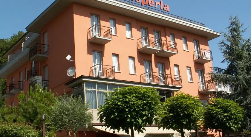 Albergo Esperia - Image 1
