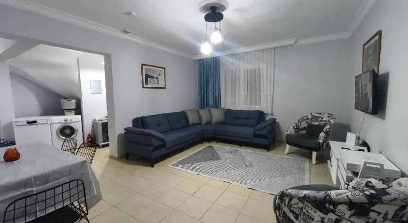 Kuşadası Triplex 5-1 Villa - Image 1