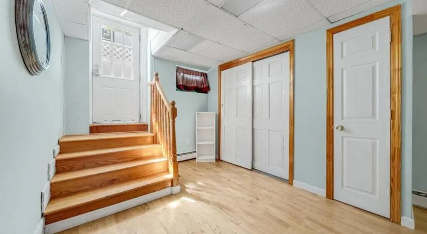 Cambridge 2BR 2BH Basement Apt With Parking - Image 1