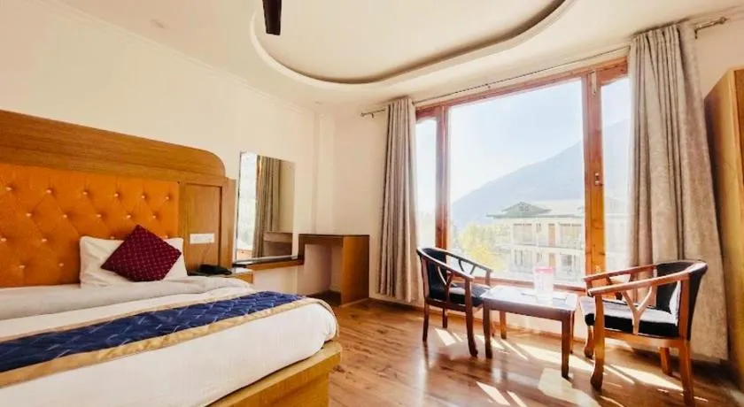 The Manali Castle cottage - A Luxury Stay With Mountain Views, Parking & Garden - Image 1