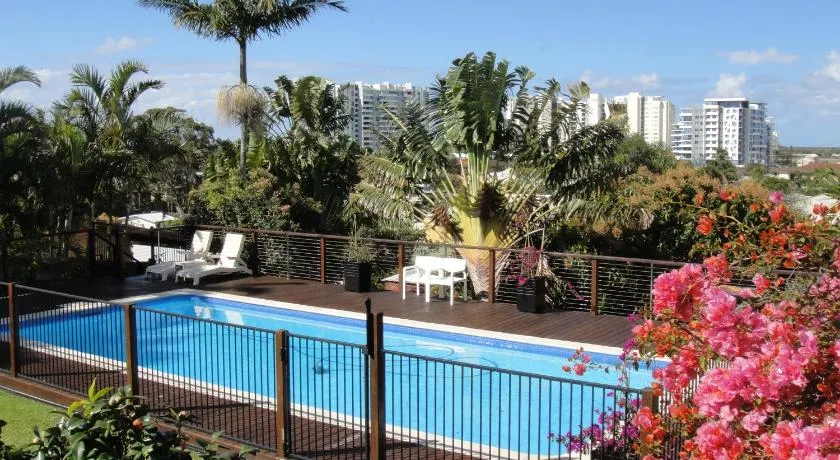 Villa with Views & Pool - Image 1
