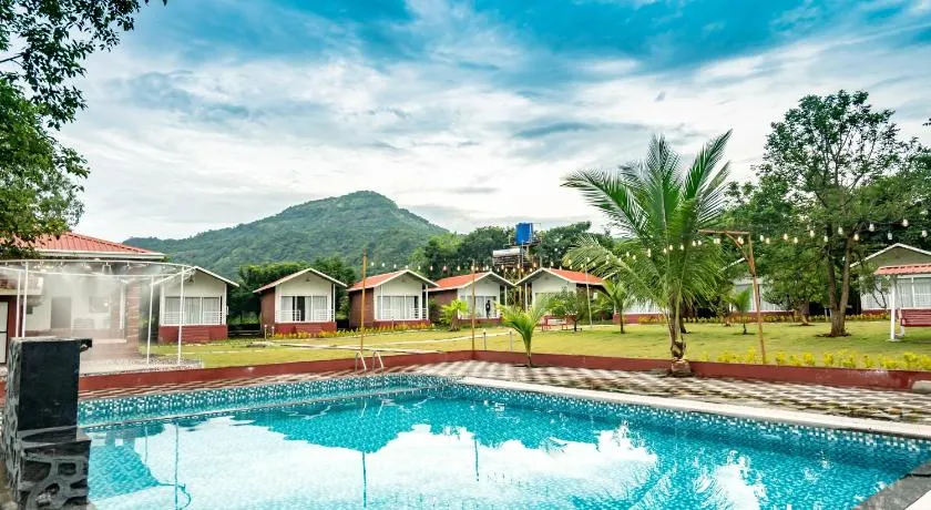 Red Stones Resorts,Karjat - Image 1