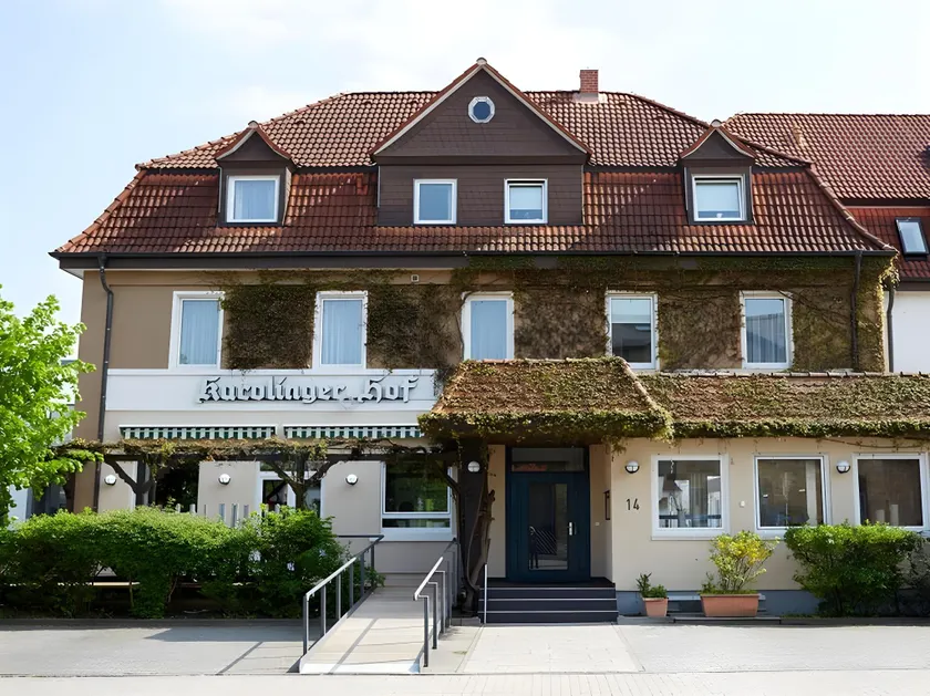 Hotel Karolinger Hof - Image 1