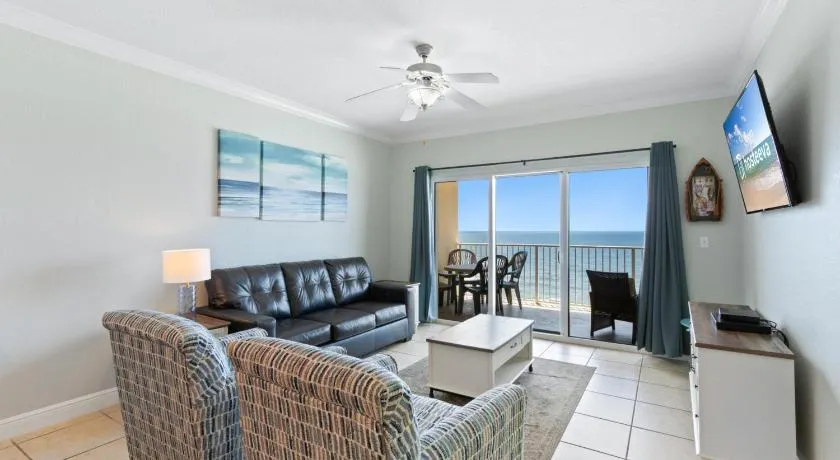 Crystal Shores West 202 - Image 1