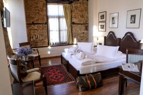 Deluxe Boutique Hotel Palea Poli - Image 1