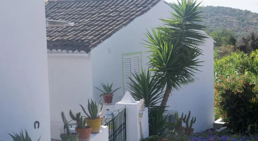 Casa Da Cabeça - Image 1