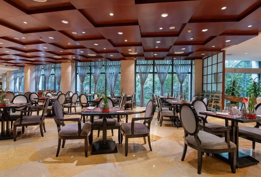 Taixuhu Holiday Hotel - Image 1