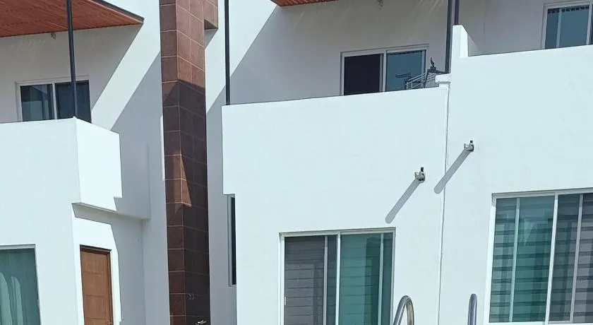 Excelente Casa Familiar con Alberca - Image 1