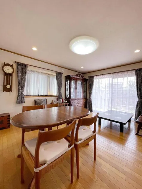 Young House - Image 1