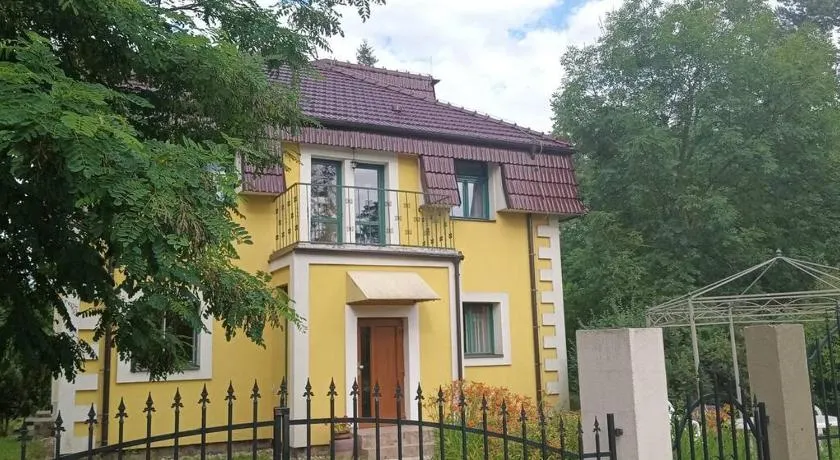 Vila u Prahy,v prirode,jezero Lhota - Image 1