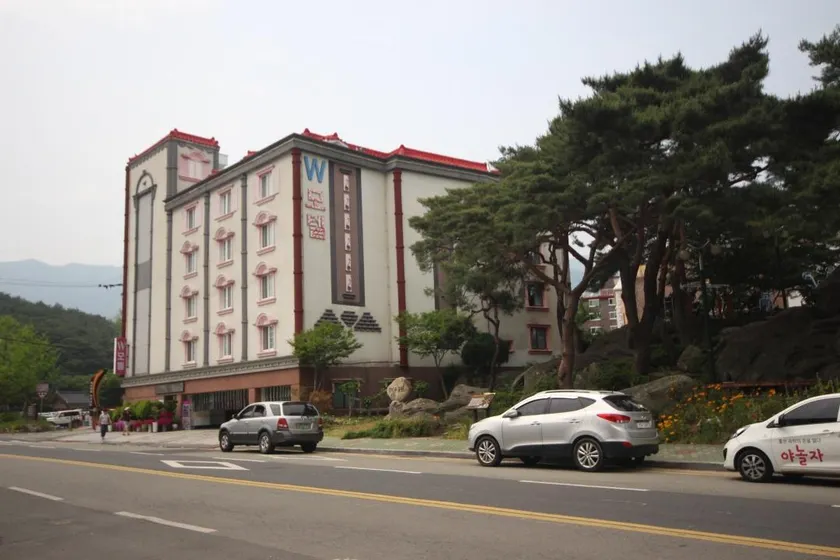 Yangsan Tongdosa W - Image 1