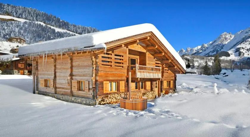 Chalet Patagonia - vacances skis aux pieds et bain nordique - OVO Network - Image 1