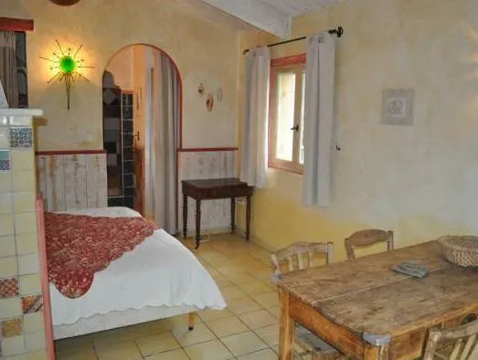 Le Mas des Anges - Image 1