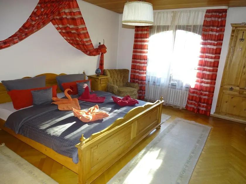 Suite 21, Parkblick / ab 3 Nächte - Image 1