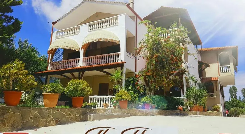 THE FLOWER APARTMENTS - Image 1
