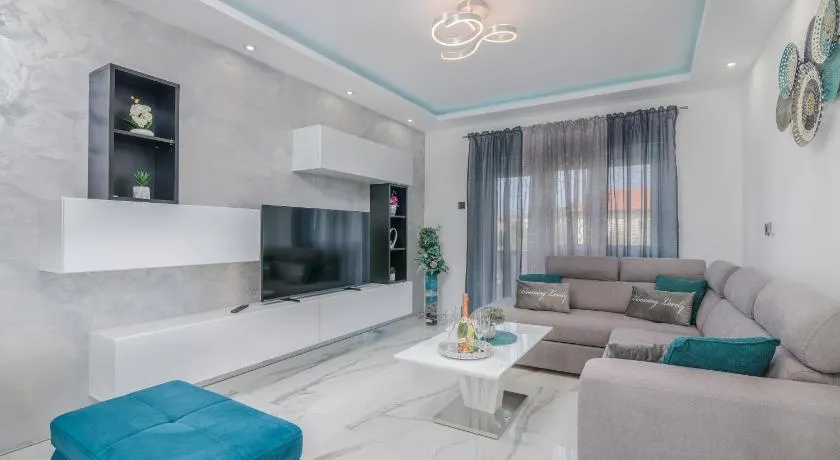 Apartman Luxury Lure - Image 1