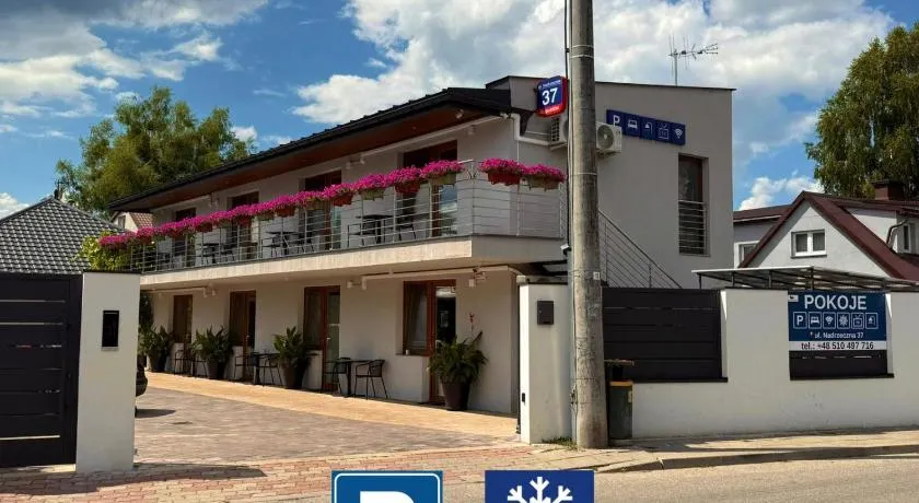 Pokoje Nadrzeczna - Image 1