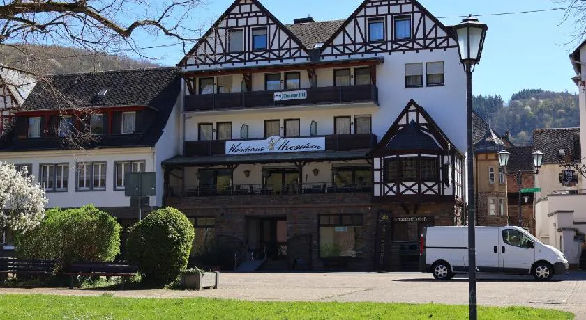 Weinhaus Hirschen Bruttig - Image 1