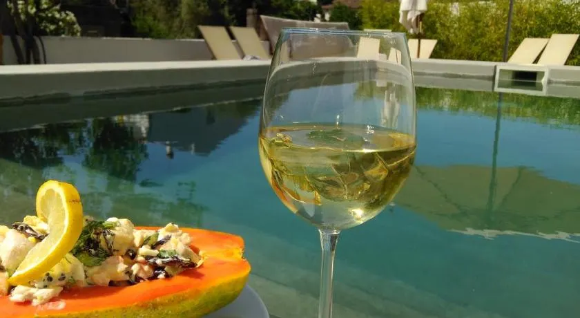 Casas Do Contrabando - Image 1