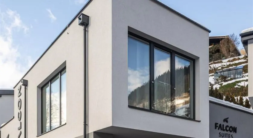 Falcon Suites Zell am See - Image 1