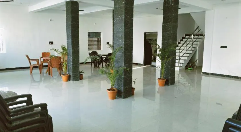 Pie Restuarant and HomeStay - Image 1