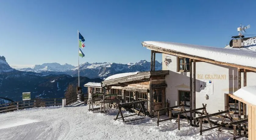 Rifugio Graziani Hütte - Image 1