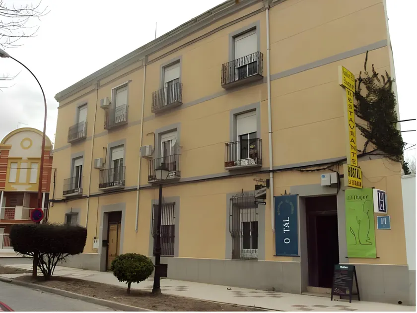 Hostal La Estación - Image 1