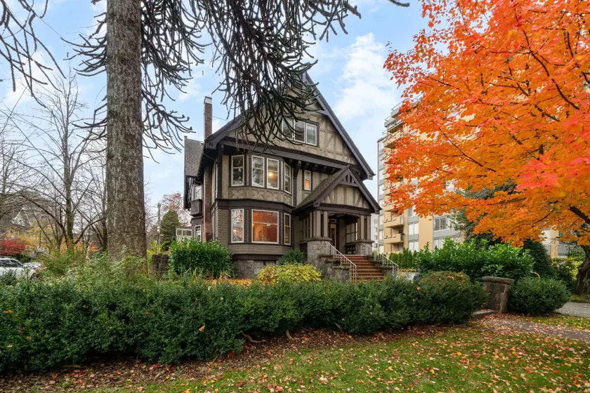 The Hunter House Bed and Breakfast - Image 1