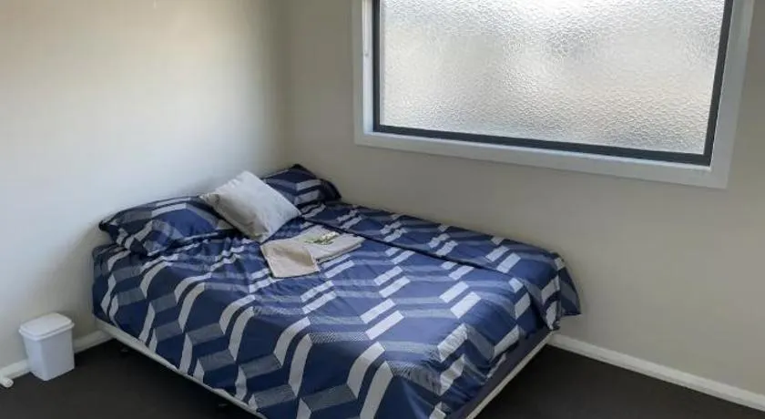 Cosy Room with lock and work area - Image 1
