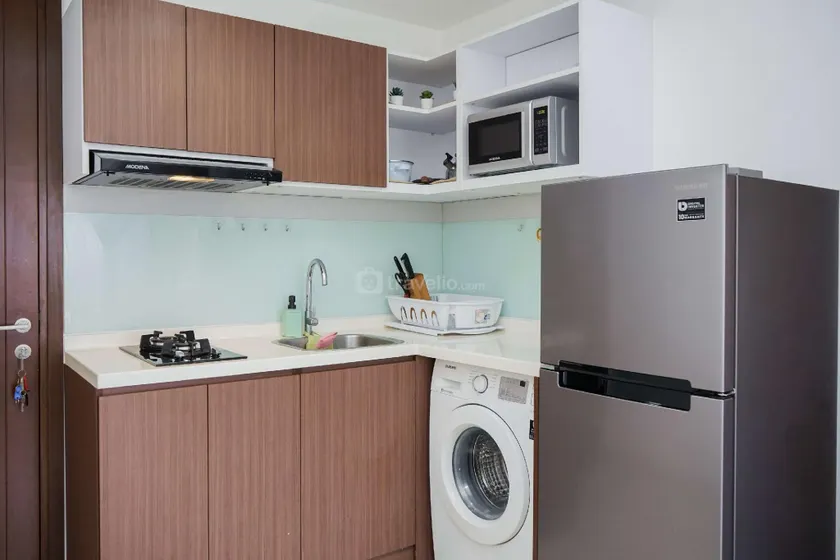 Cozy Living 1BR at M-Town Signature Apartment By Travelio - Image 1