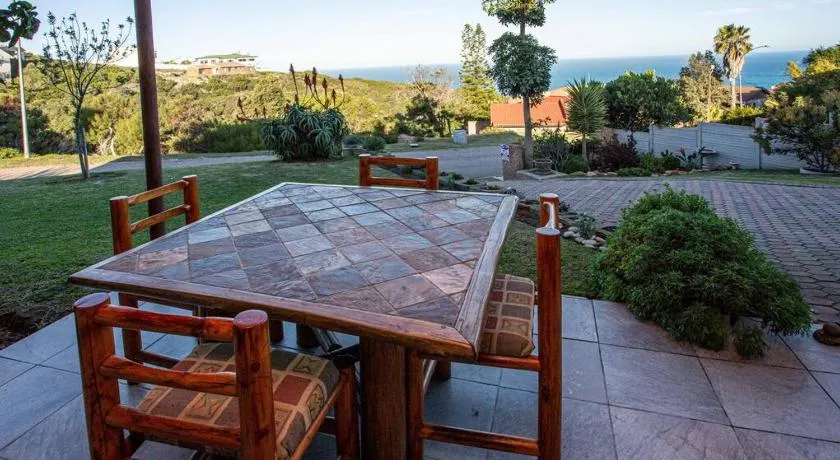 2 Bedroom Holiday Flat in Dana Bay - Image 1