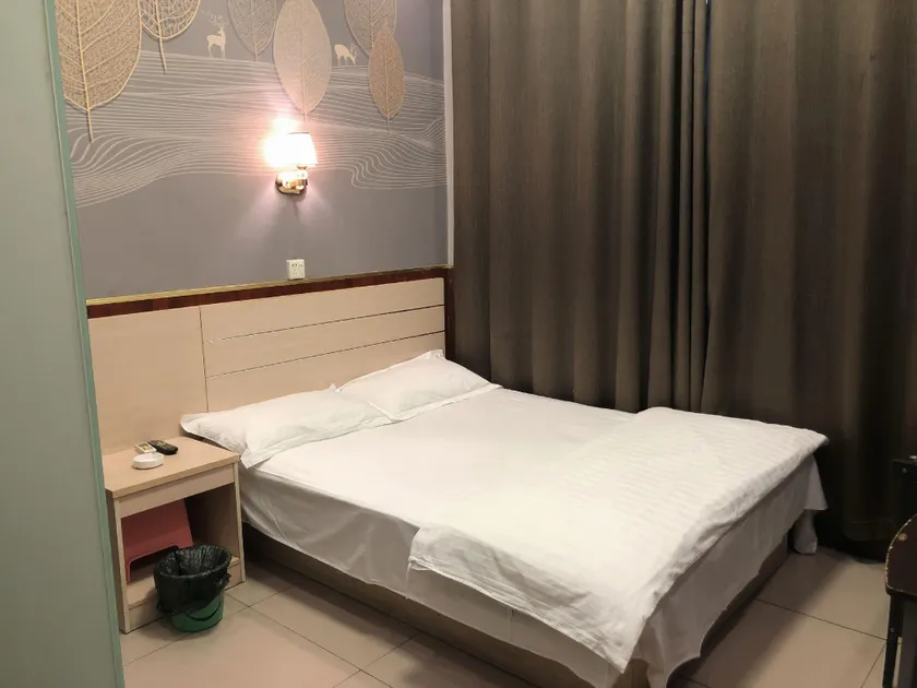 Tongfu Hotel - Image 1