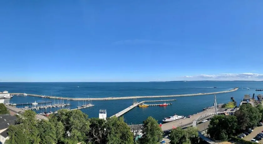 RÜGEN-HOTEL mit Ostseeblick - Image 1