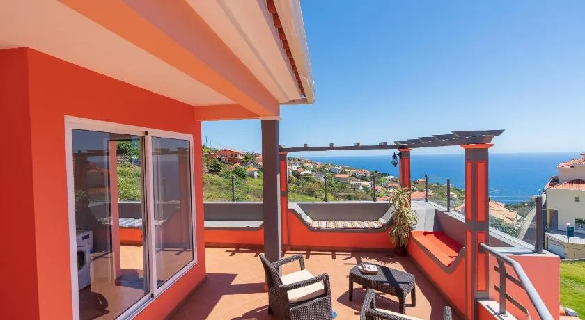 Apartment Laranjeiras, Eine schöne Wohnung im Herzen von Calheta - Image 1