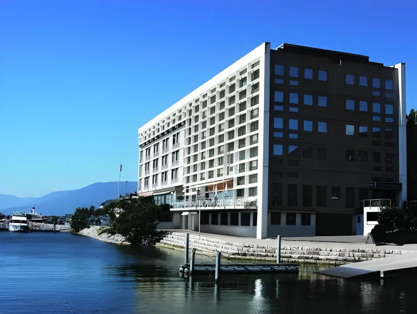 Hotel Beaulac - Image 1