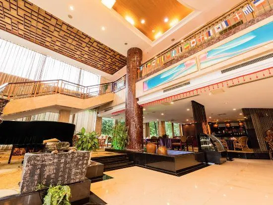 ZheShang ShiMao Yulong Hotel - Image 1