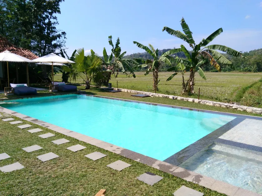 Blue Garden Yogyakarta - Image 1